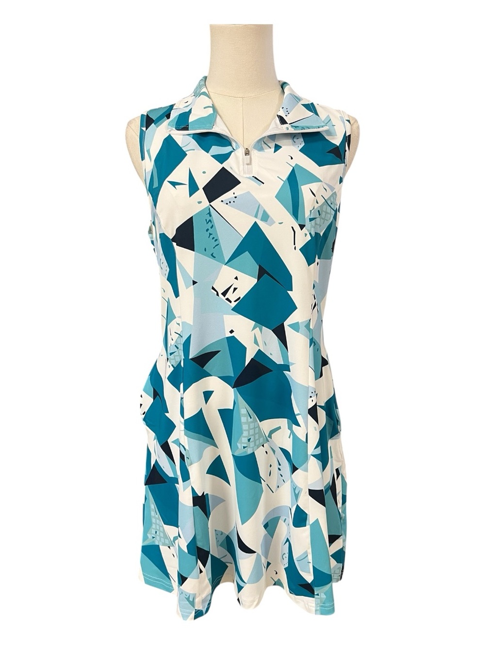 NWT FKEEP Geometric Golf & Tennis Active Dress with Shorts | Size M
